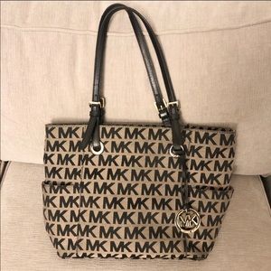 Michael Kors bag! Offers considered!!